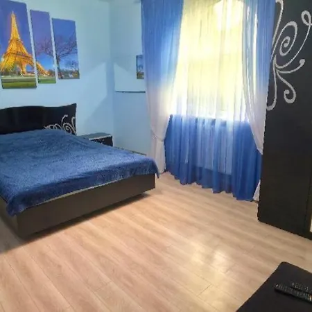 House Vendégház *